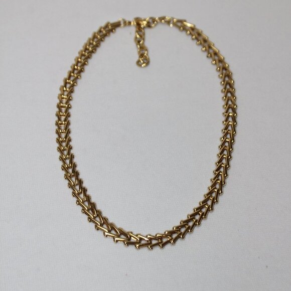 Vintage Gold Monet Chain Necklace - Picture 6 of 11